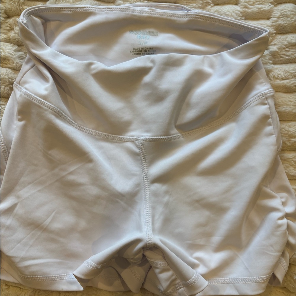 Women's Athletic Shorts in White (S)